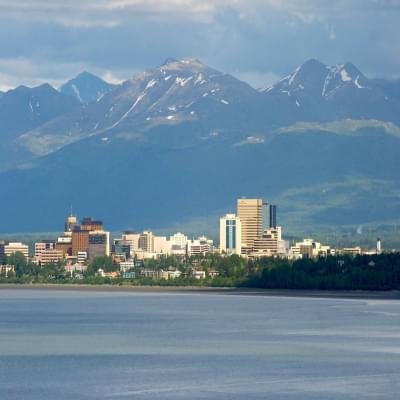 Anchorage envío de autos empresa