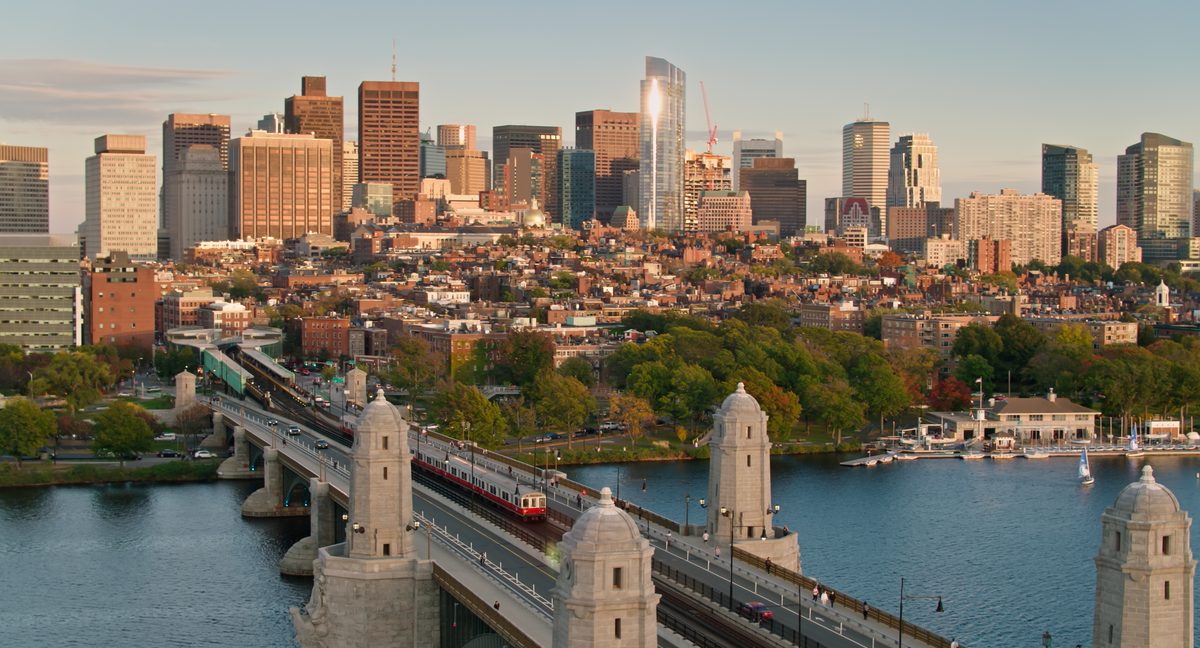 Car shipping delivery in Massachusetts
